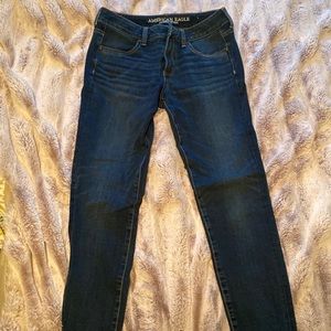 American Eagle super stretch jeggings size 8 like new